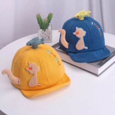 قبعه شمسيه خفيفه ولينه قابله للثني بتصميم قط للاطفال الرضع