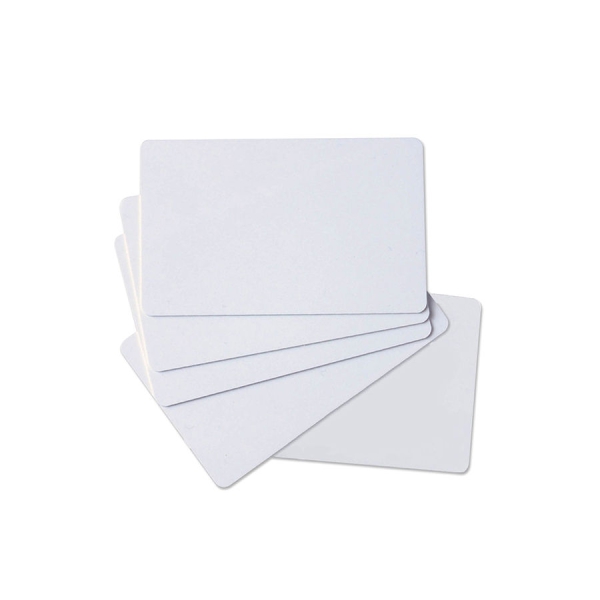 طقم بطاقات من بلاستيك PVC قابله للطباعه بطابعات انك جيت من 50 قطعه 86 x 54ملليمتر ابيض 